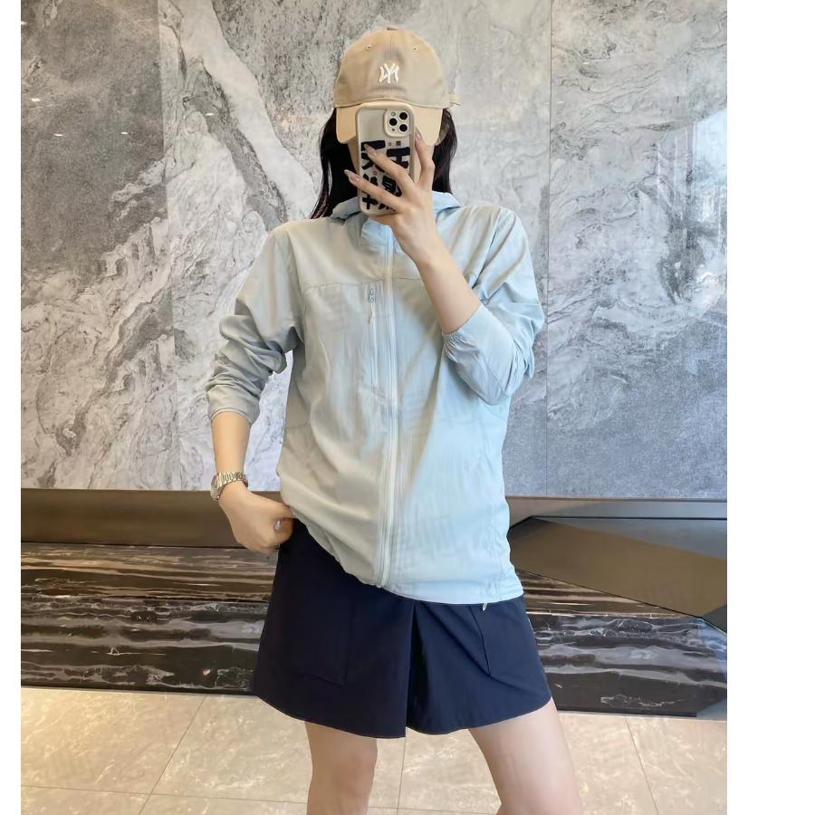 服饰穿搭轻奢馆