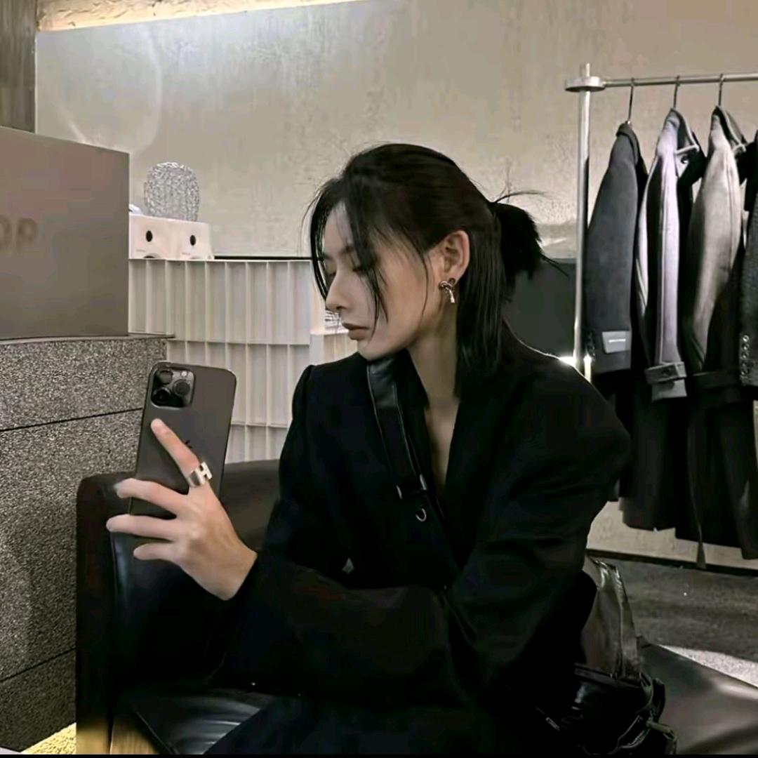 JCCC影子(精致穿搭）