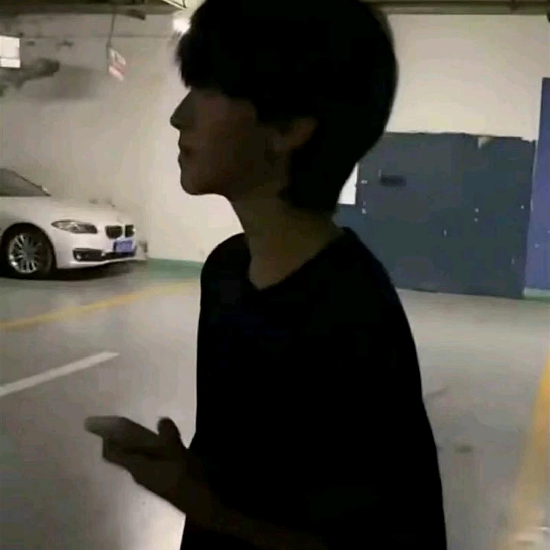 zqihhi.^
