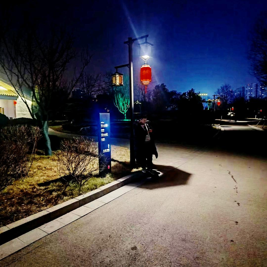 尘世一俗人