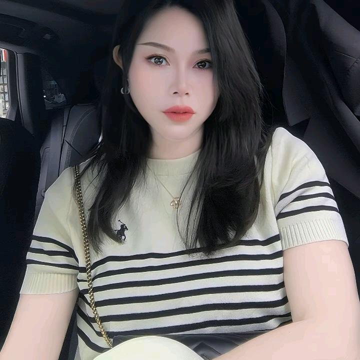 六月
