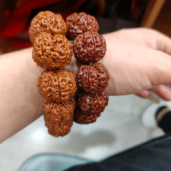 阿玛尼。