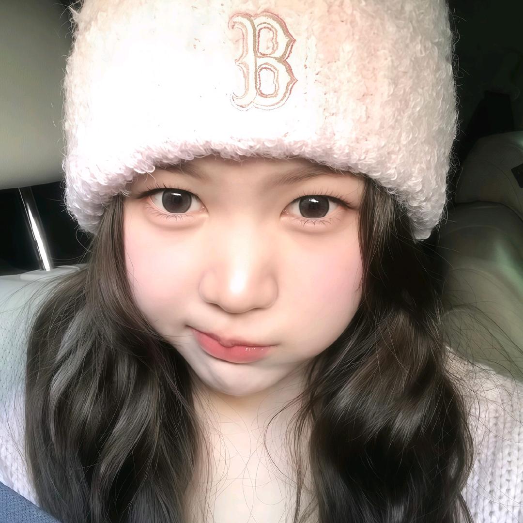 wzzzzz头像