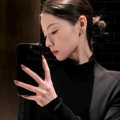 伊锅炖不下_