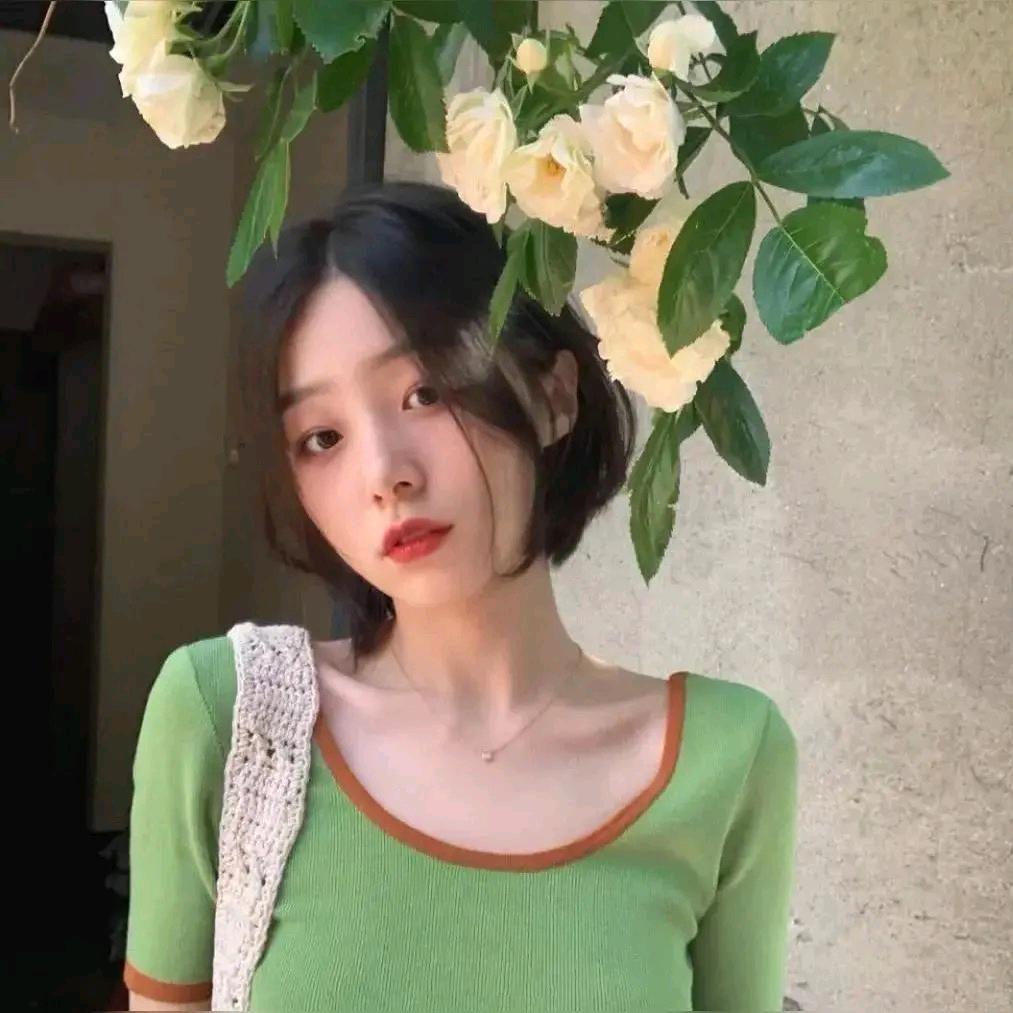 李小薇