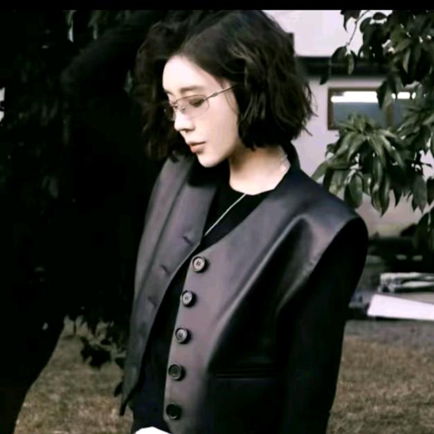 二姨TTS（爆款穿搭）