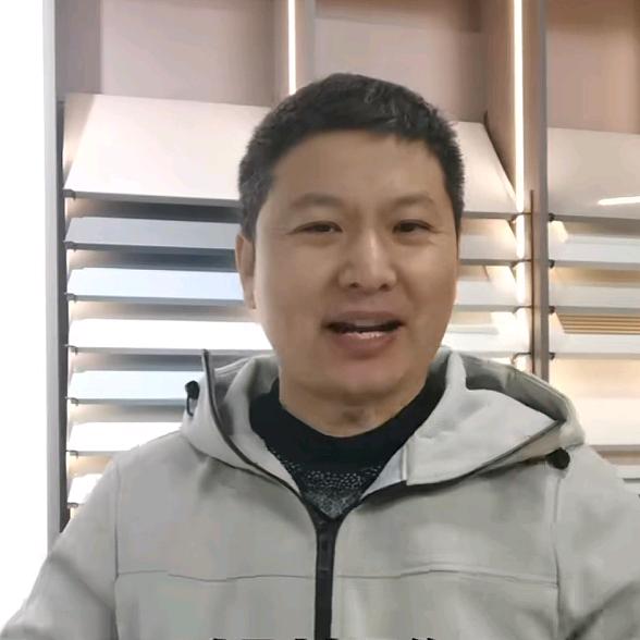 襄阳齐哥全屋定制工厂