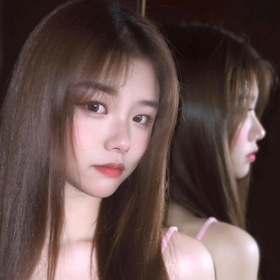 女明星(u‿ฺu✿）