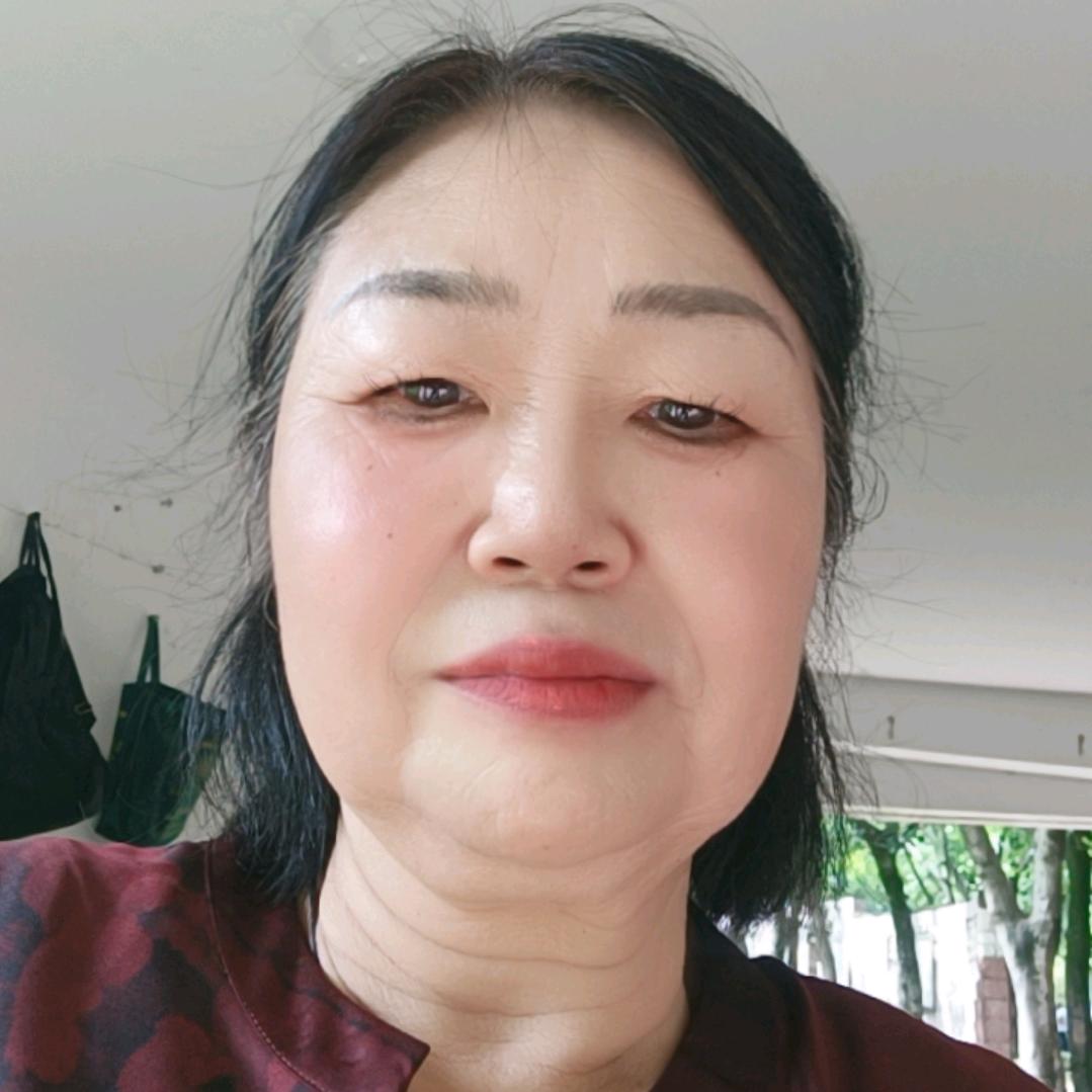 何大姐