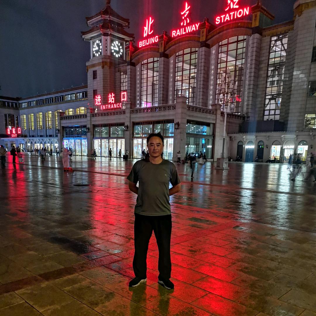 孝就顺（亮哥）