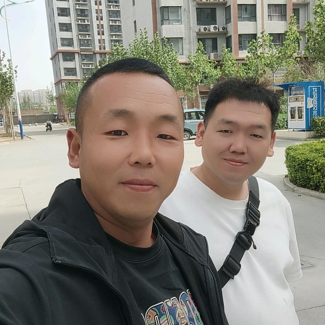 阿宁与他的表弟良仔