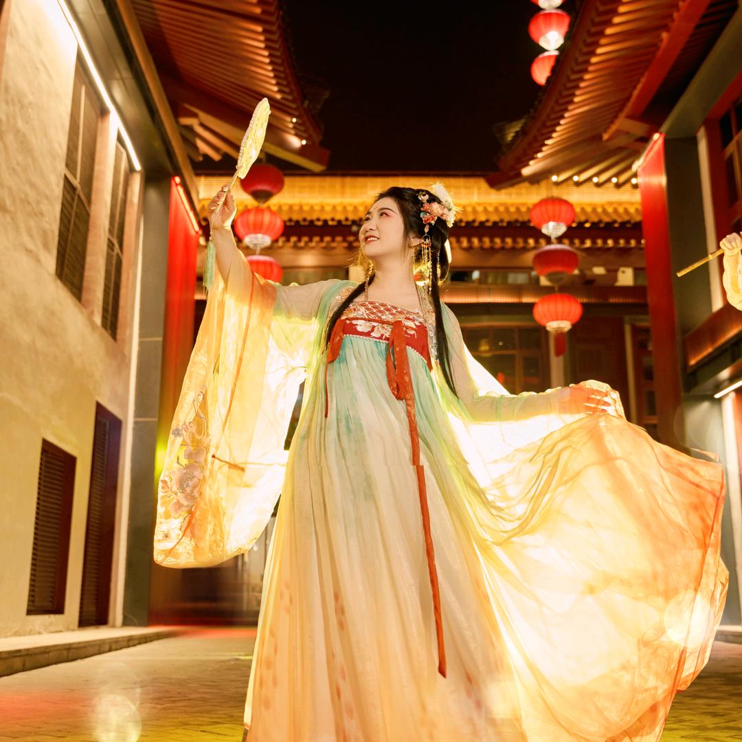 吃饭睡觉打琳琳