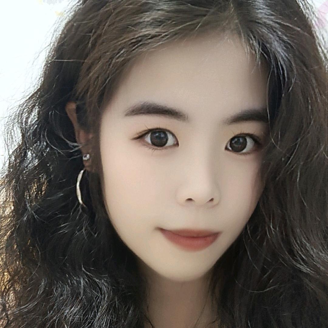 馮靑靑