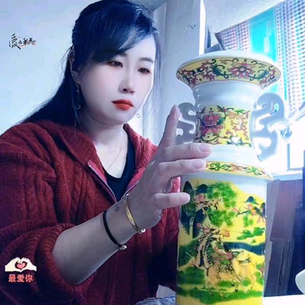 谋爱.先谋生