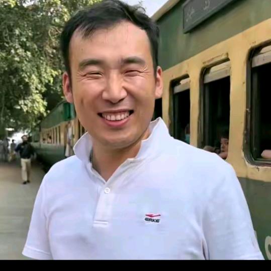 巴铁小飞.星光村