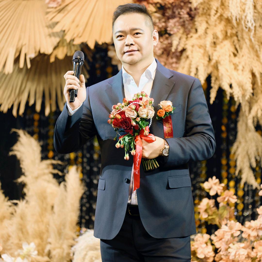 李福明