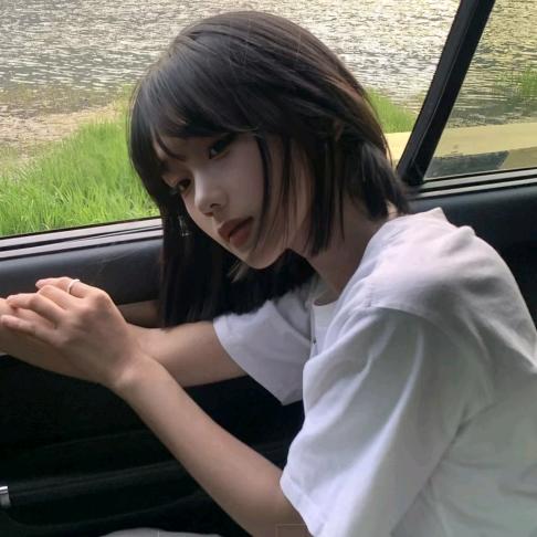 是小鹿呀♡