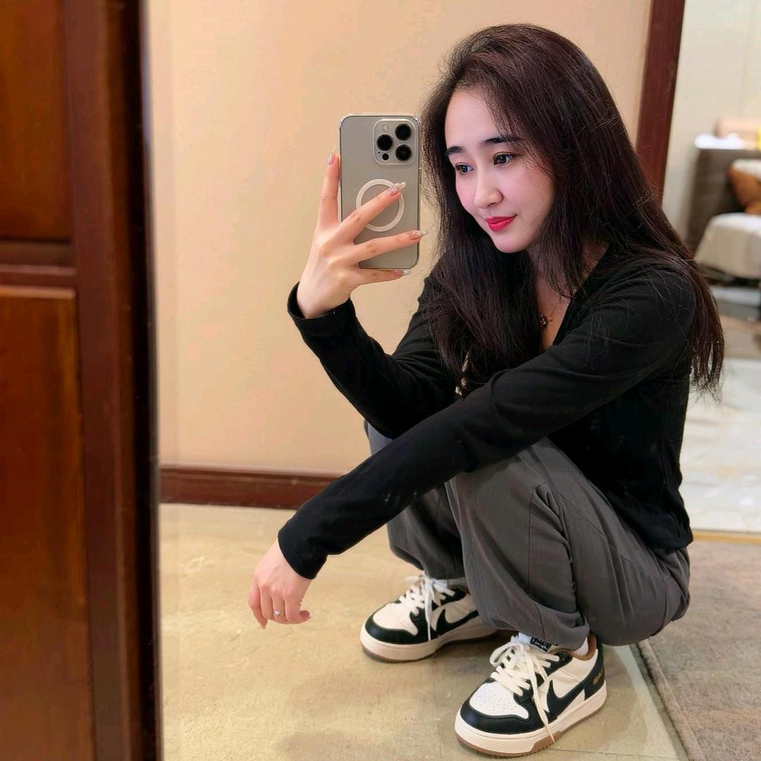 花姐¹³¹⁴(收割，玉米，小麦，）