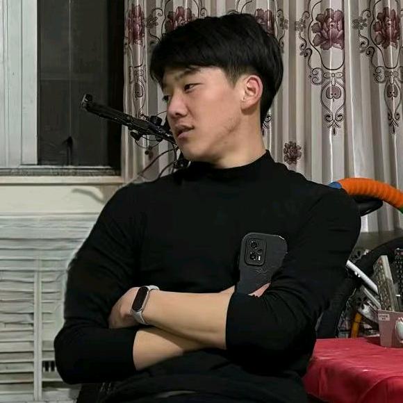 郑🤑它一个亿   (ಥ㉨ಥ)