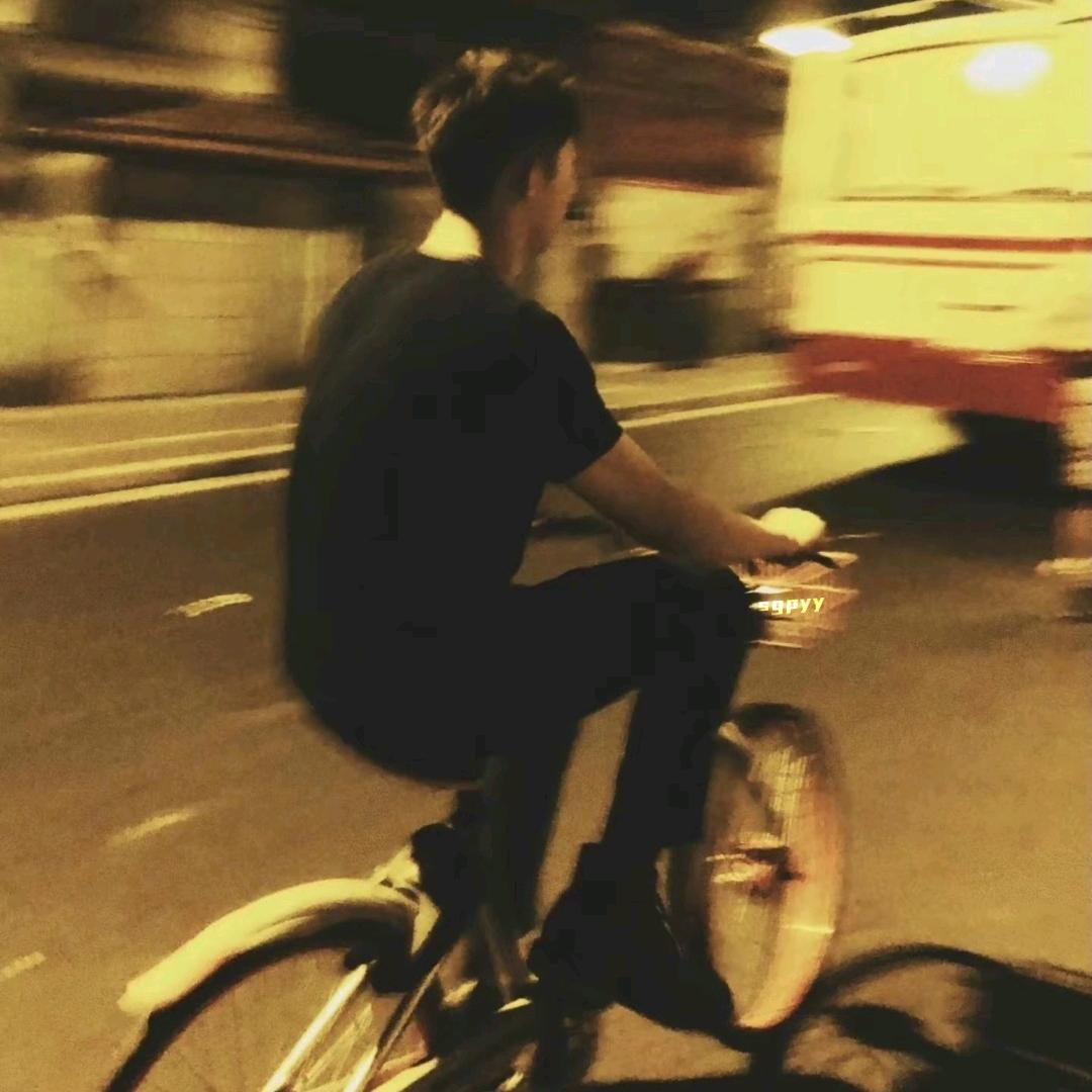 帅过彭于yan