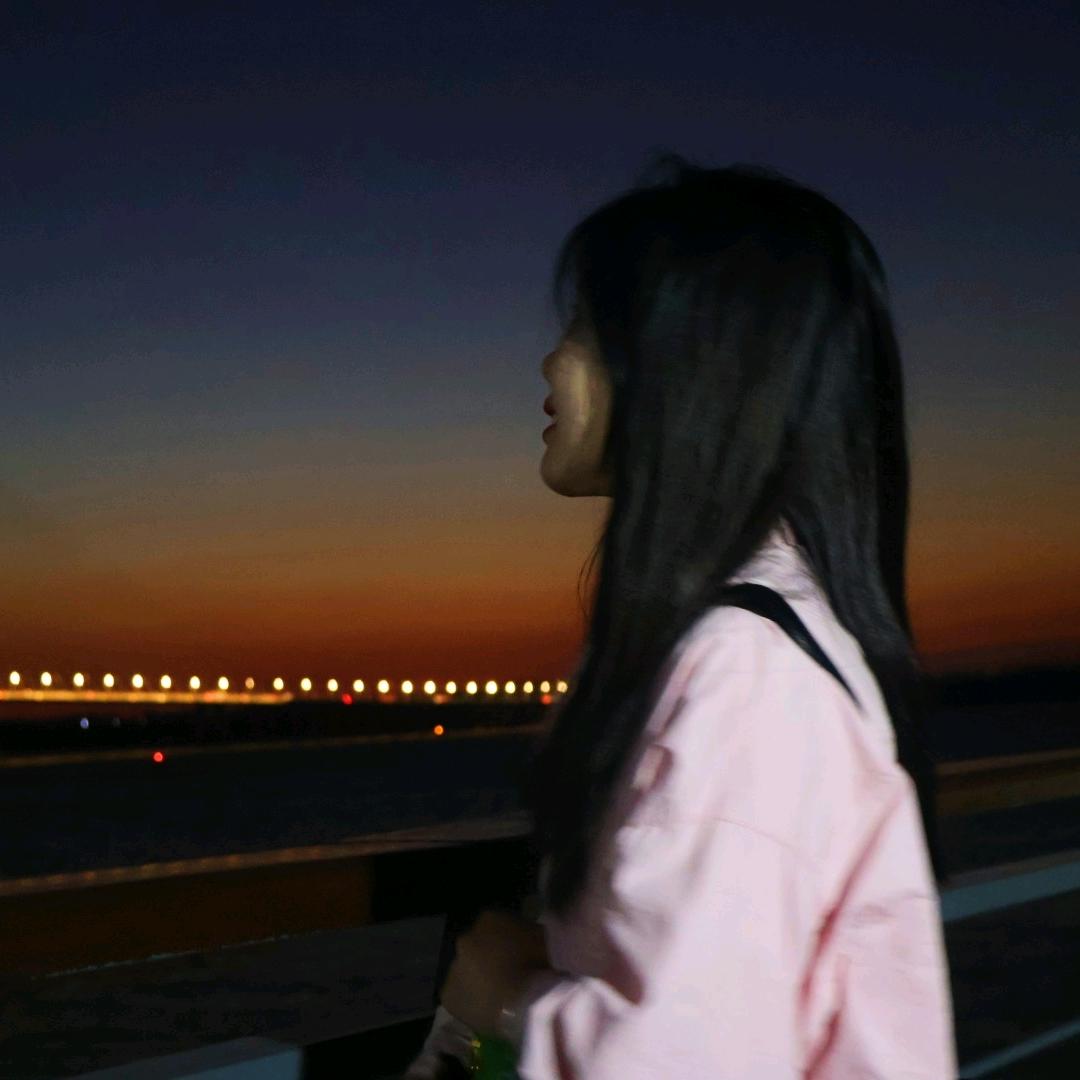 春眠不觉，看云起时