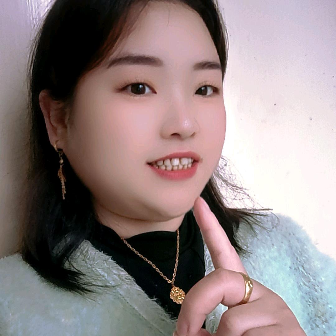 小菊，🍎