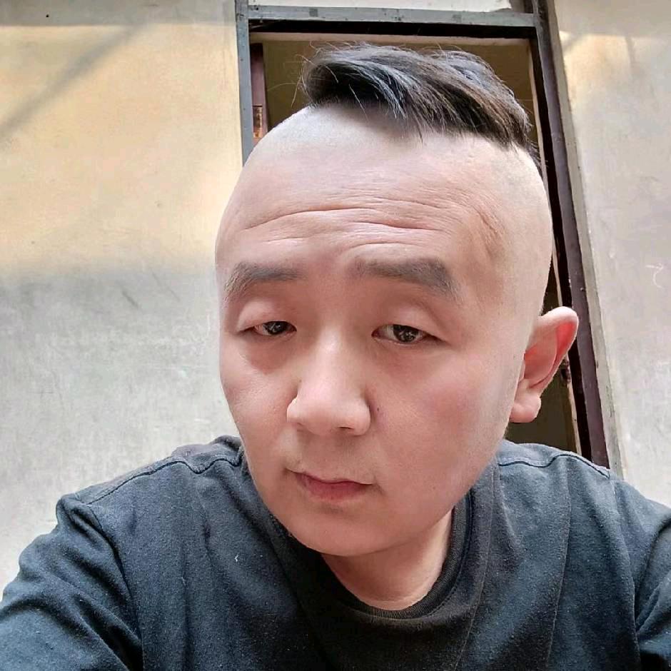 ༄🐲帅哥==帅哥==小五🐉🎤