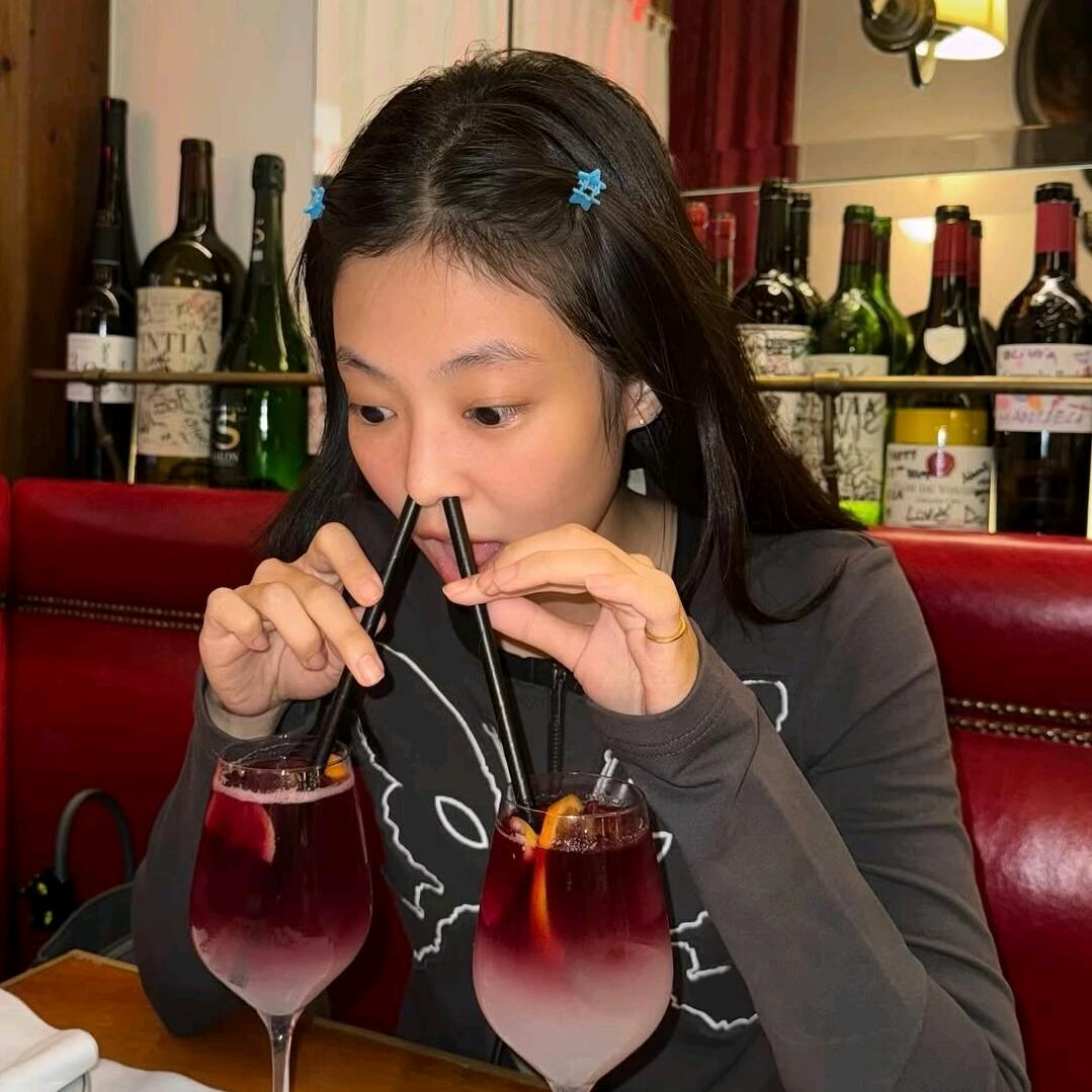 珍奈尔.