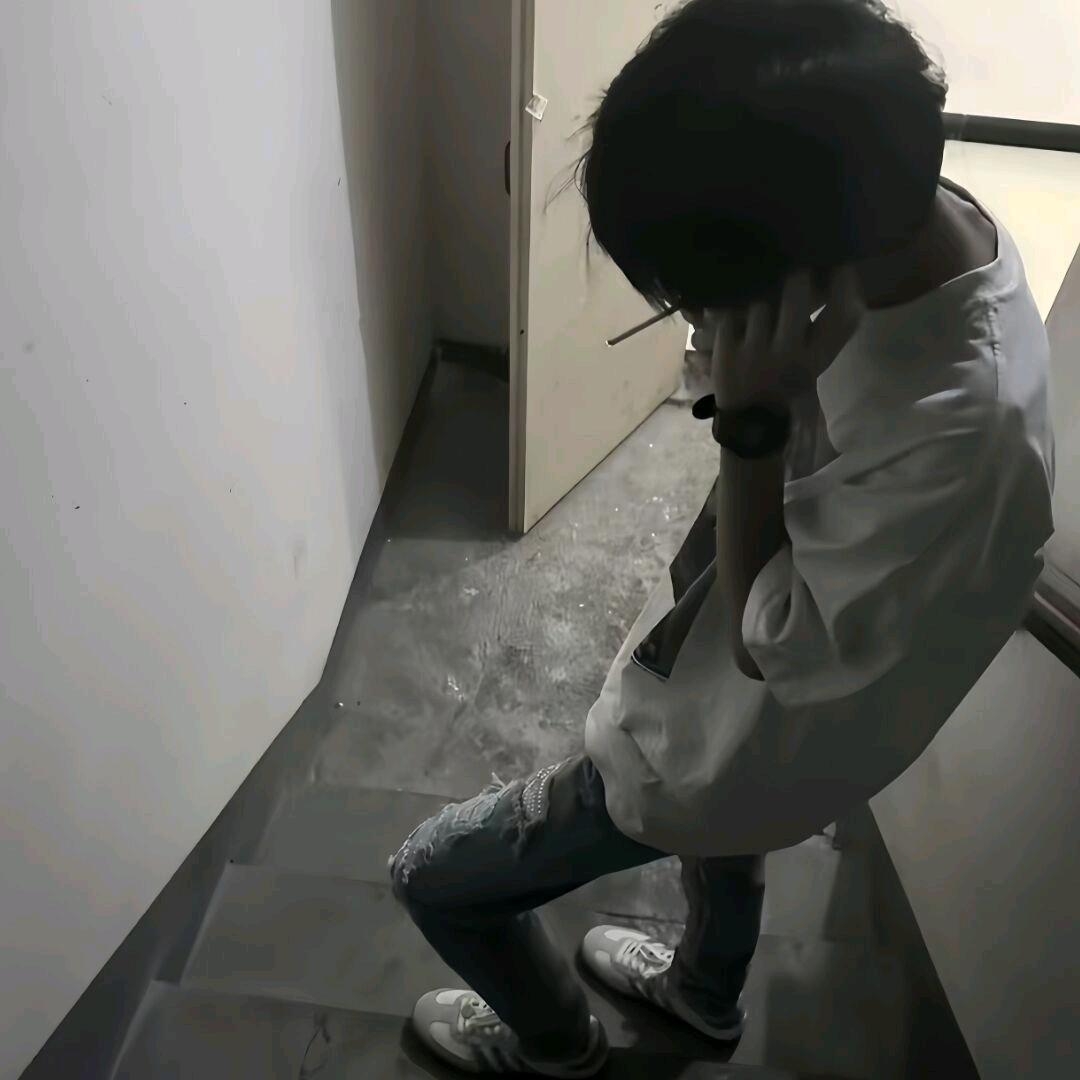 爱喝空山栀子