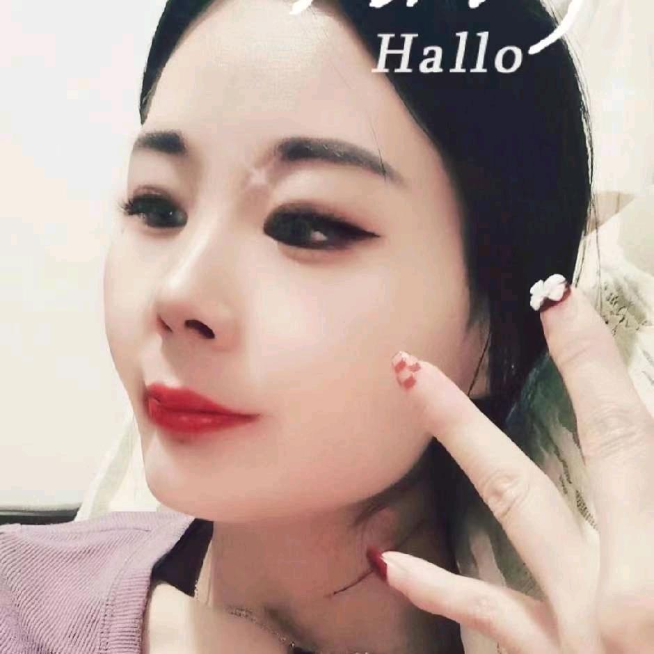 夜翠荷潮流女装小铺