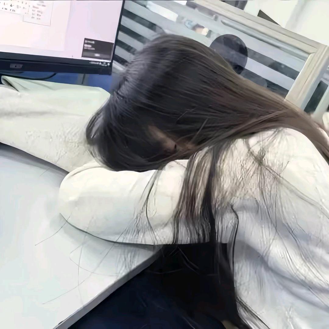 潼.