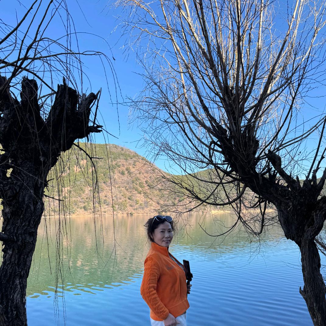 爱唱歌跑调的我