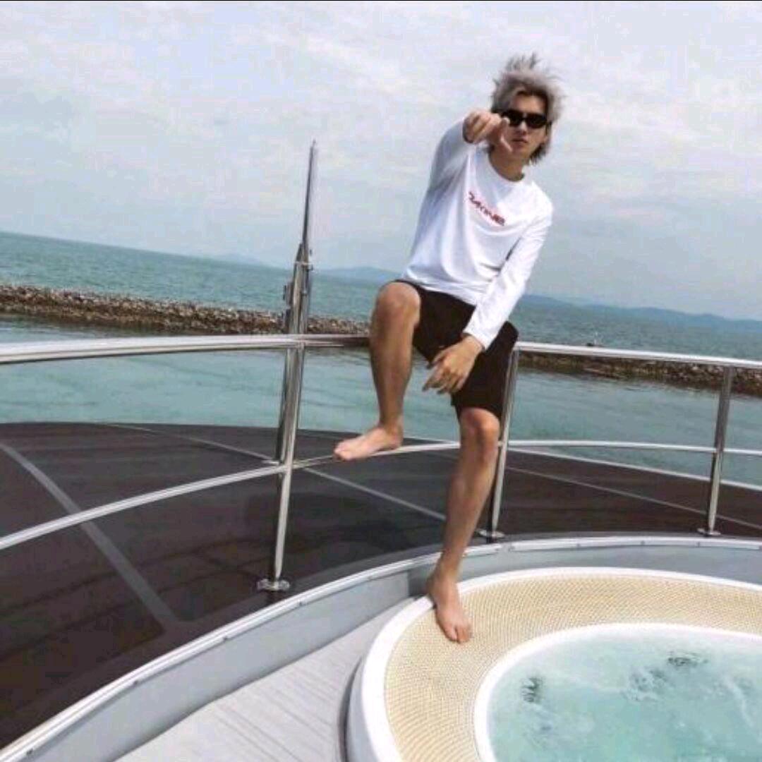 ➹☯༺霸气༻☯➷