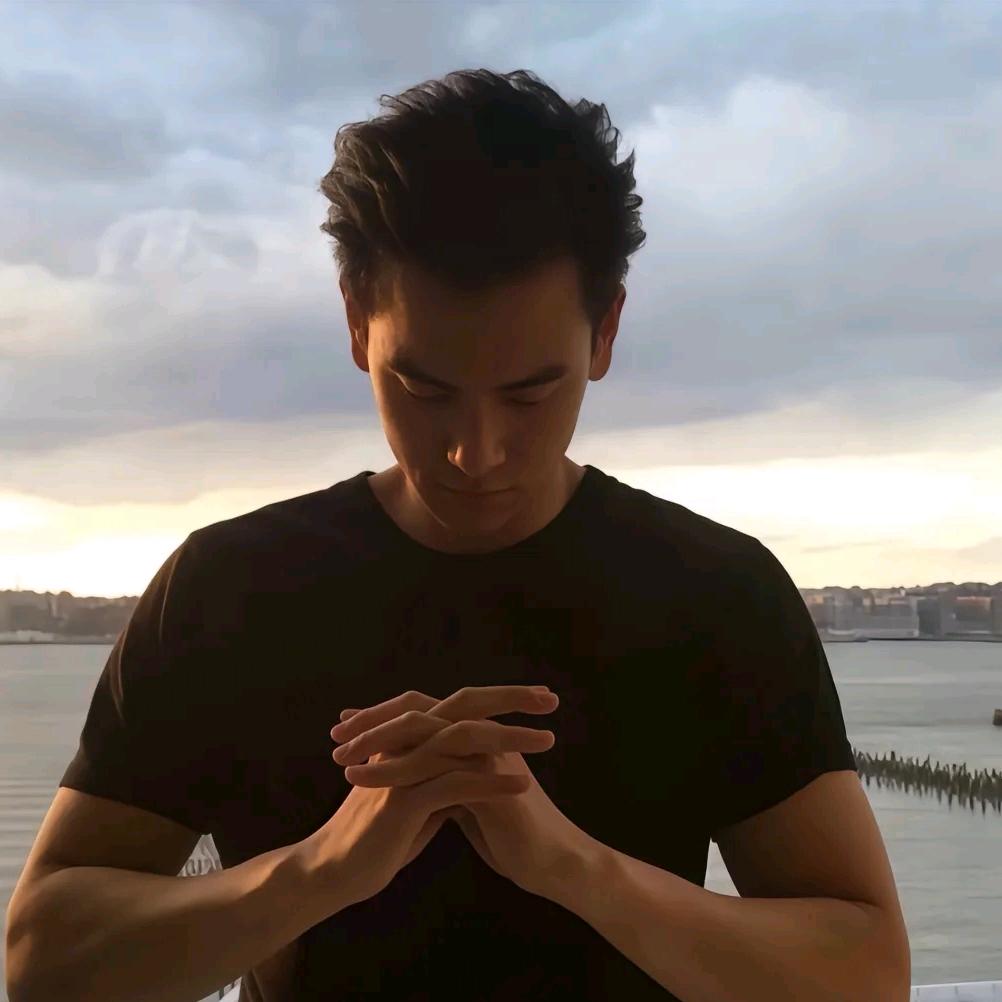 那个男人🤙
