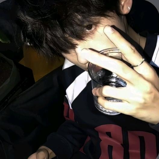 屠铭铭