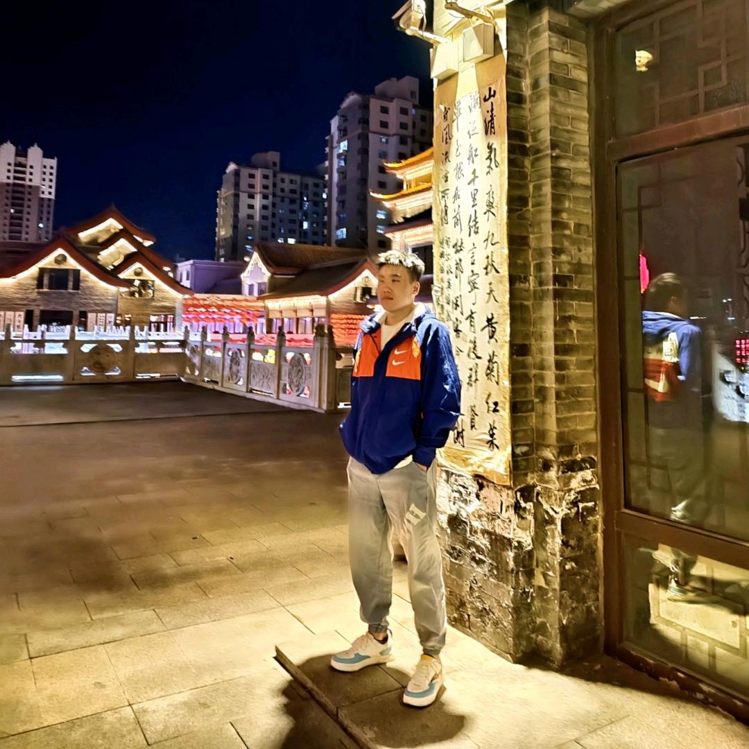 努力的小邬同志