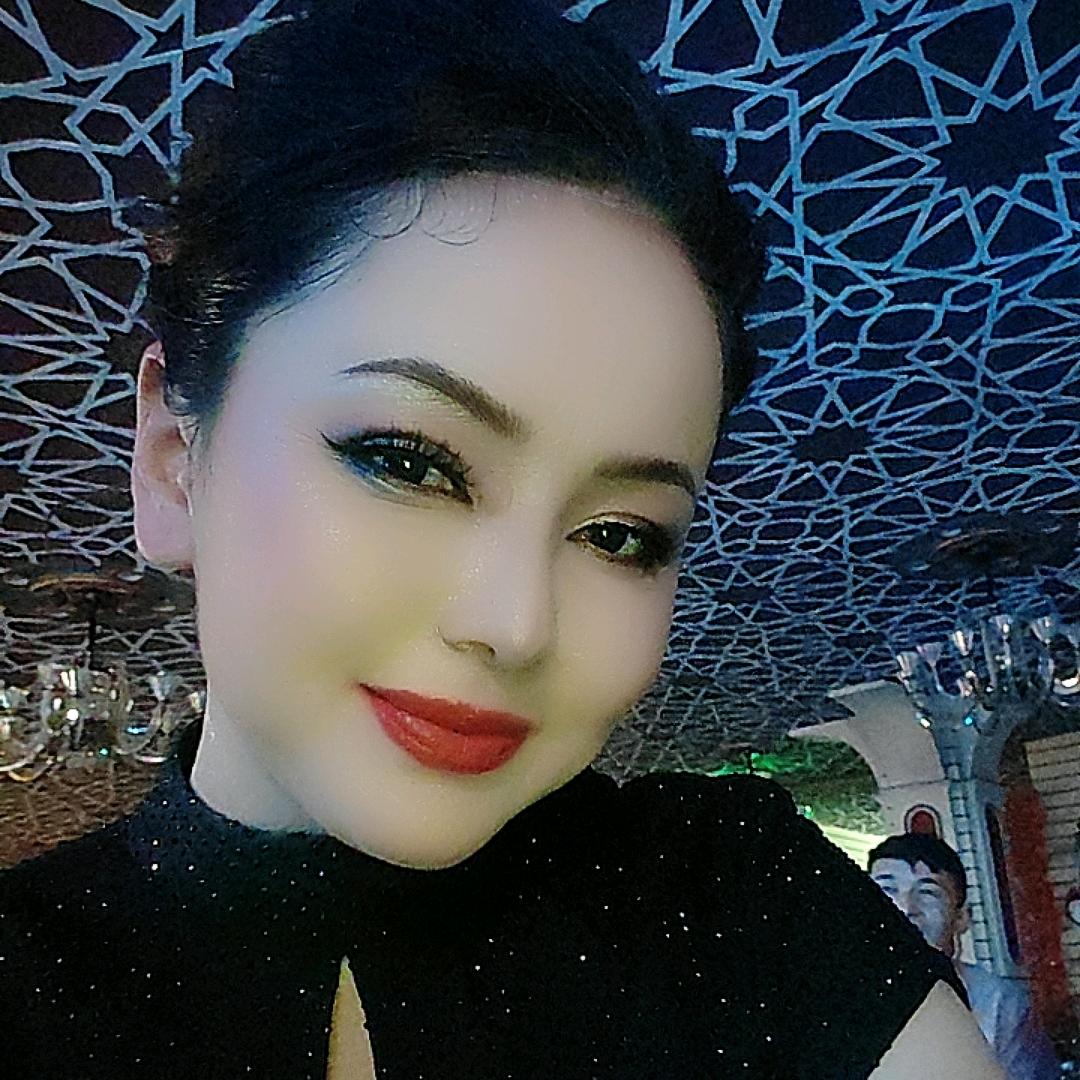 奈紫密化妆品网红店02