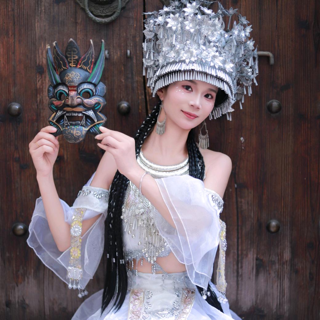 ღ᭄姐是🍒限量໌ᮨ版࿐: ℋღ᭄