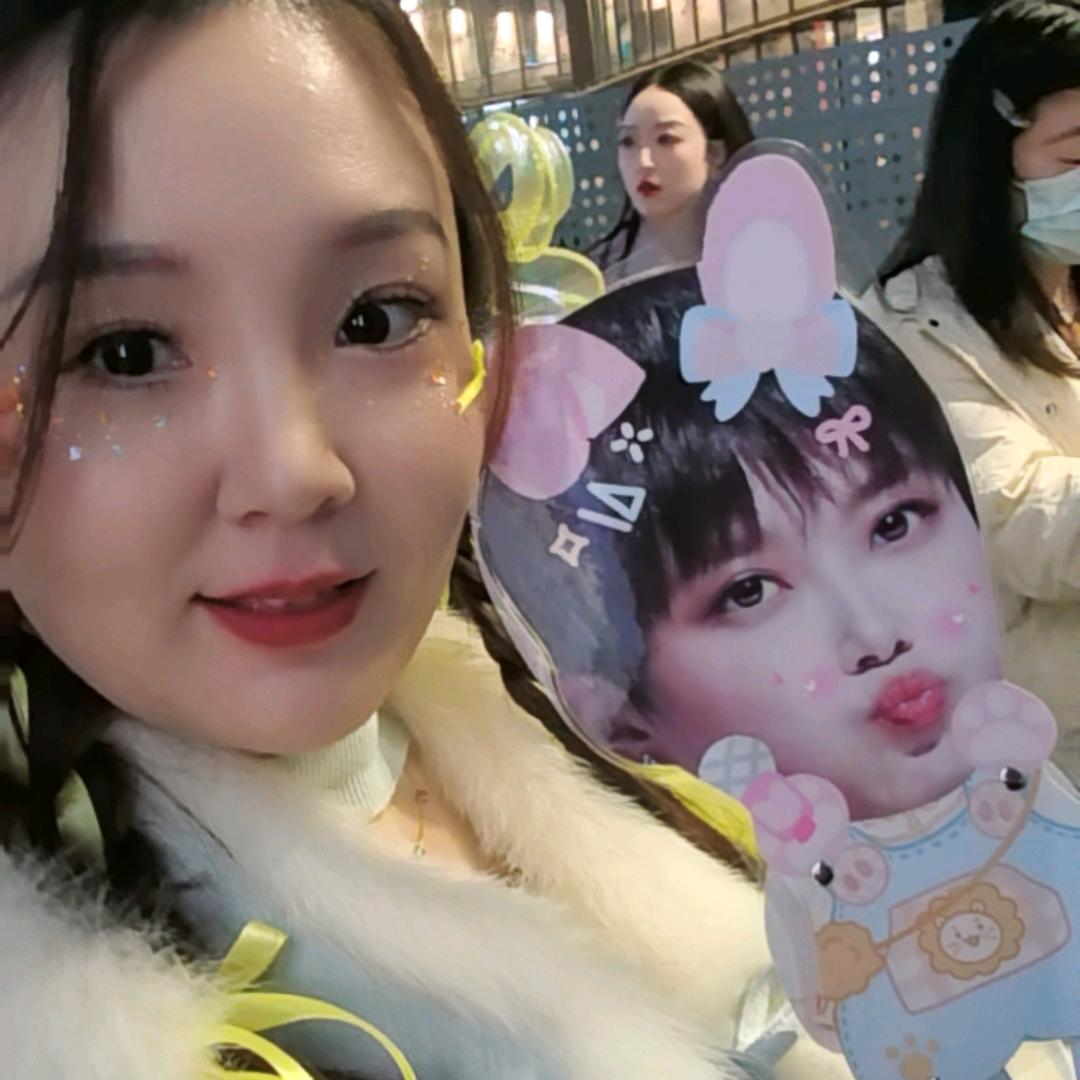 罗家(>_<)大小姐