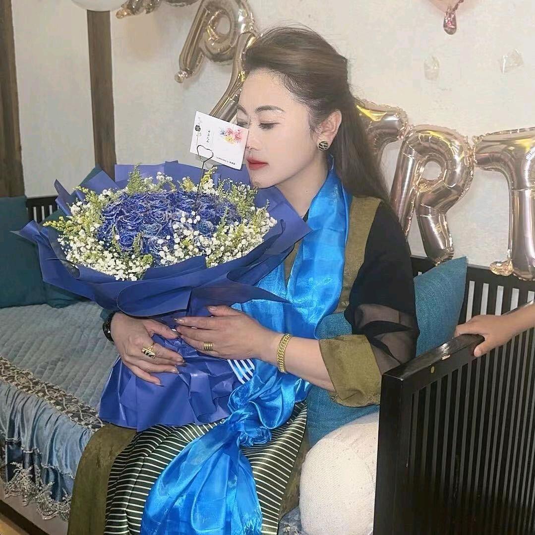 阿佳拉姆百货店