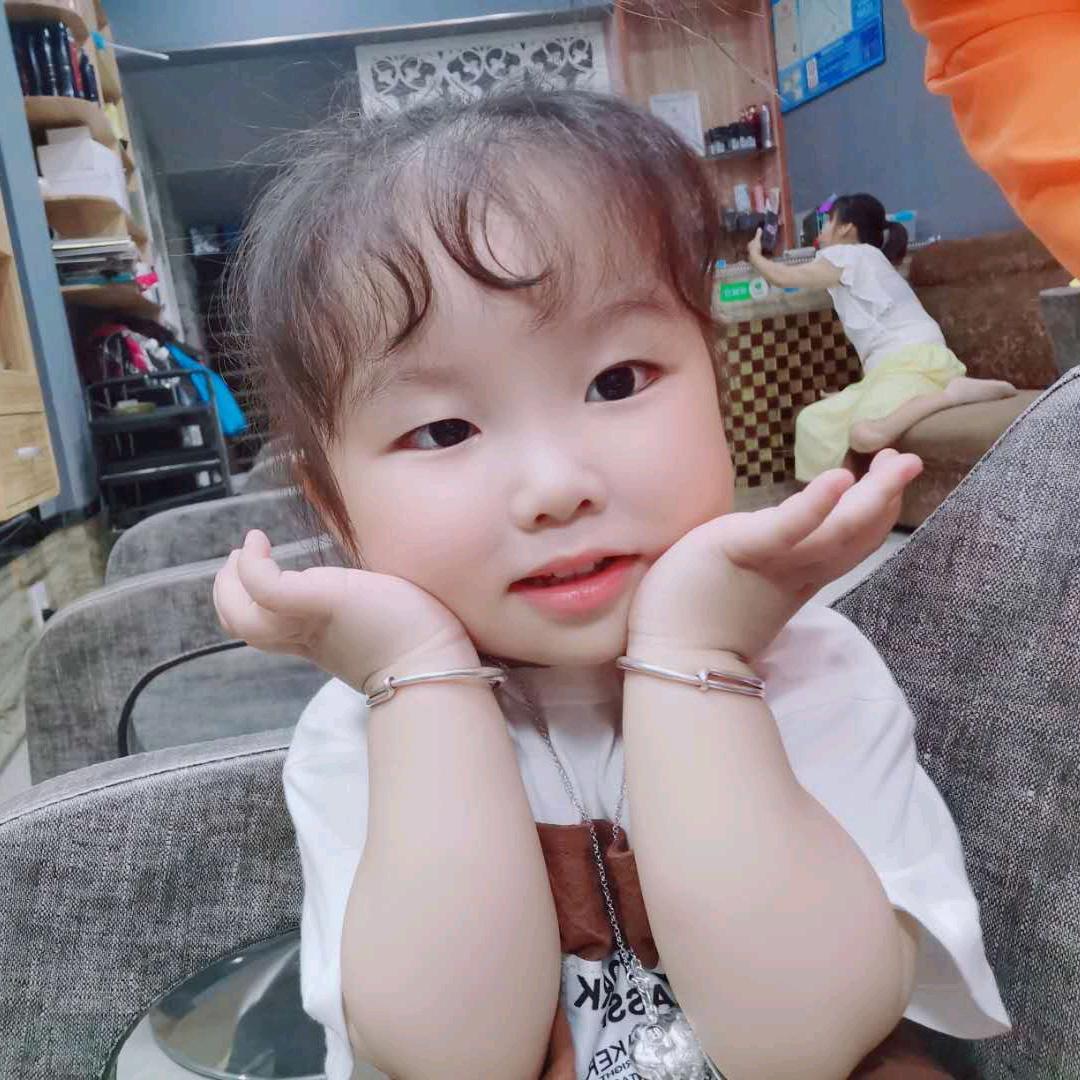 穿袜子的小神仙
