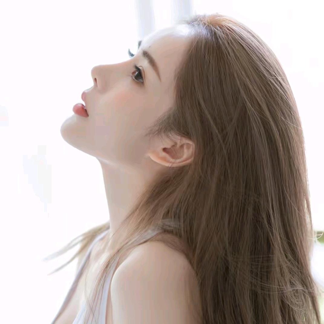 韦雪(日常美妆分享)