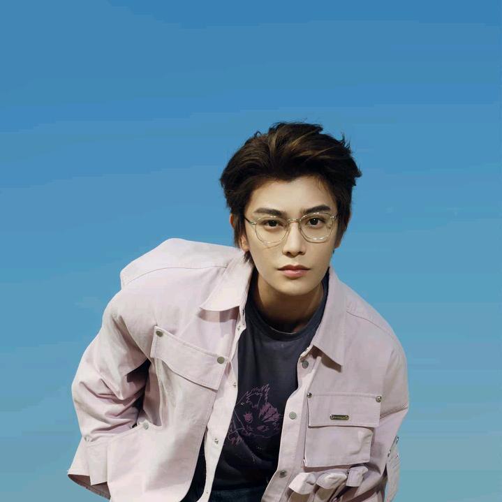 彝  哥（负债）