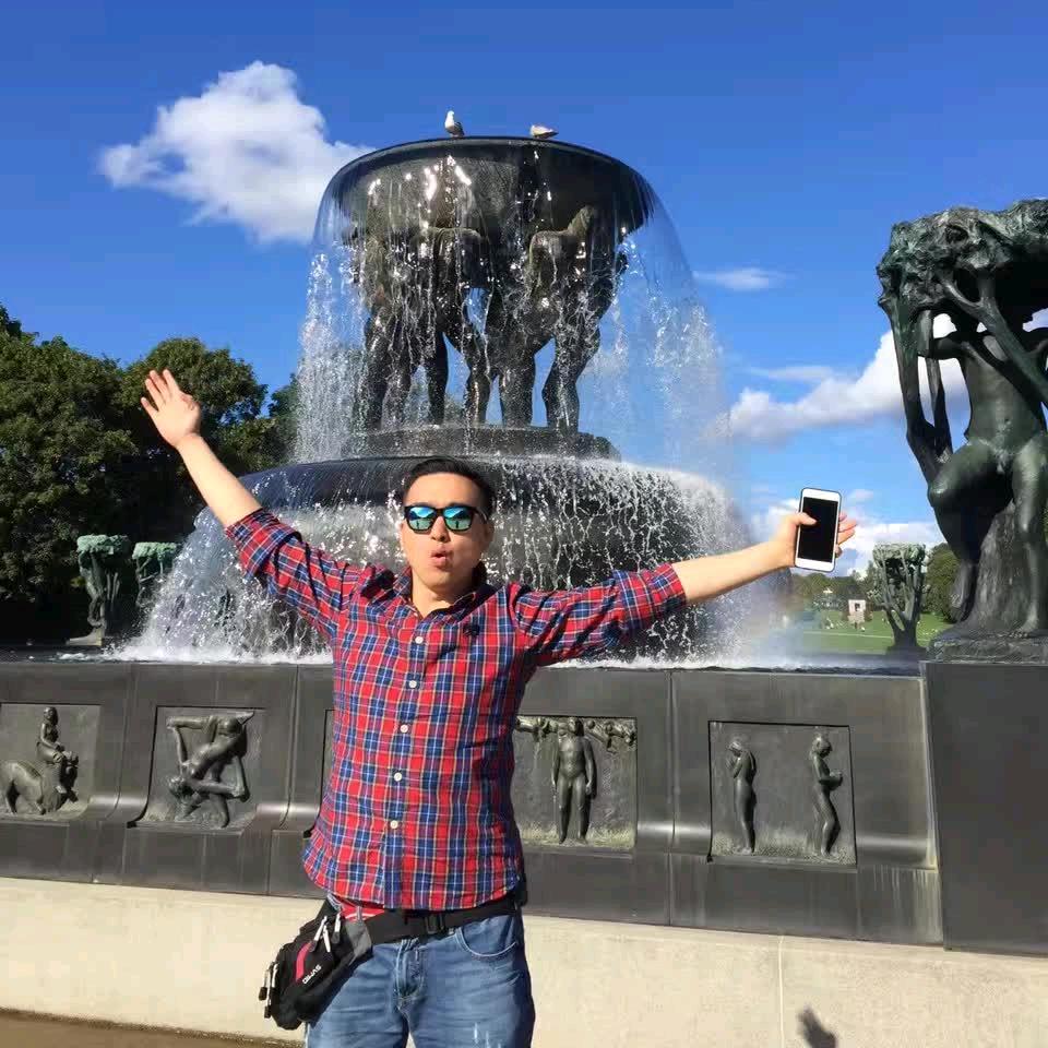 四旬老汉峡谷游