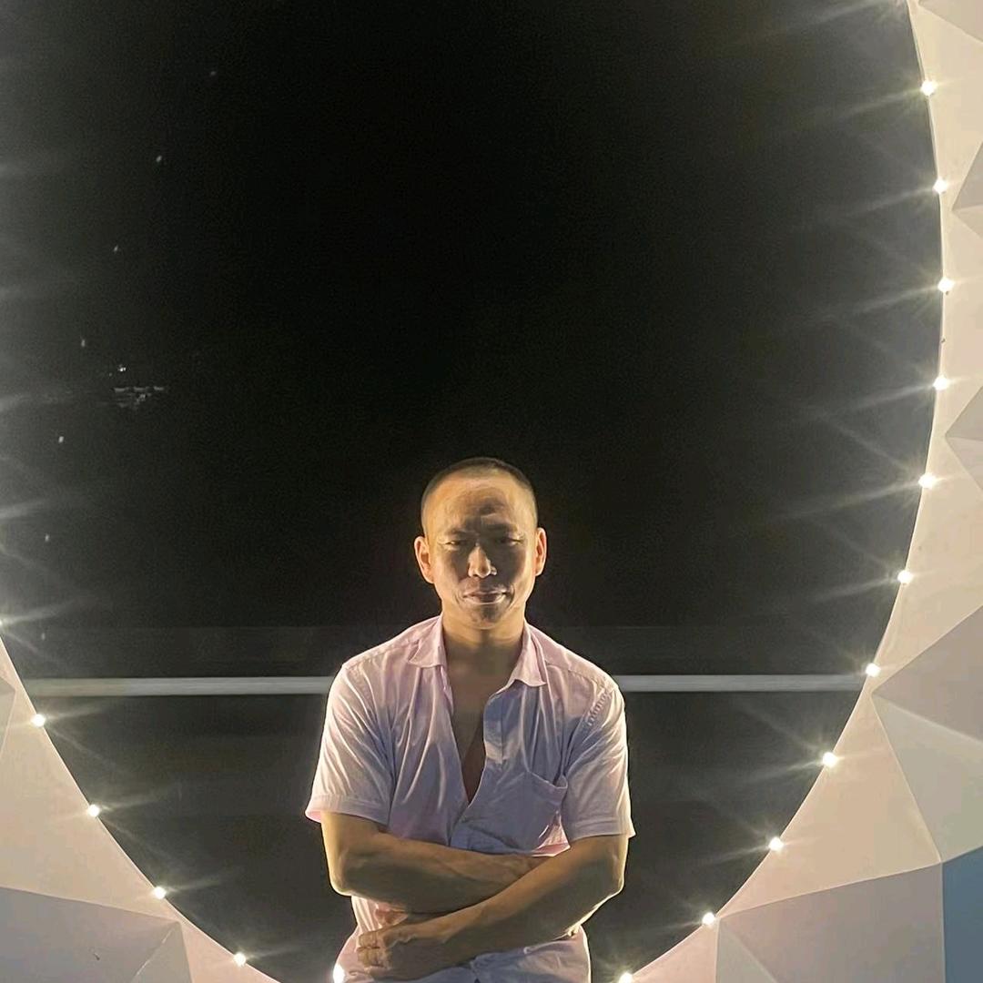 日出东方，华夏生辉