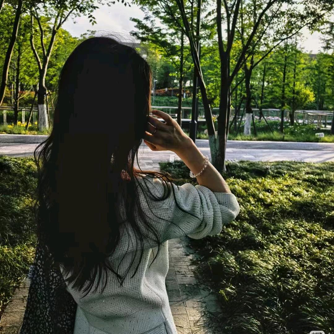 七七