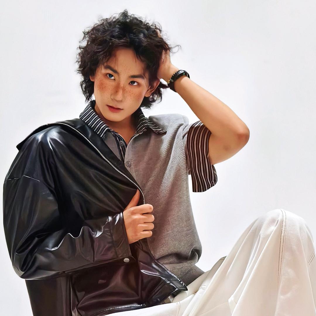 瞧小深儿