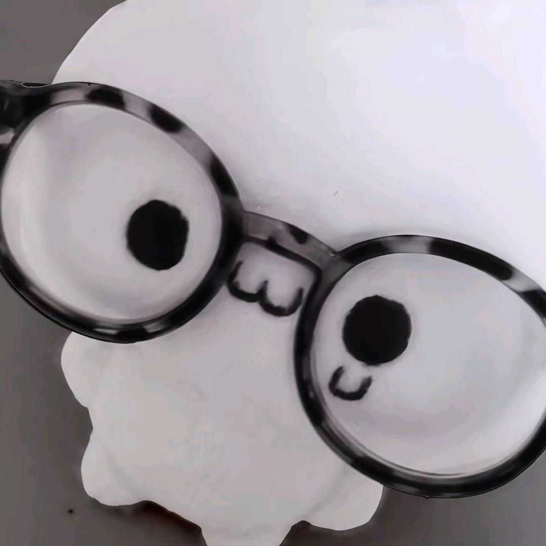 н