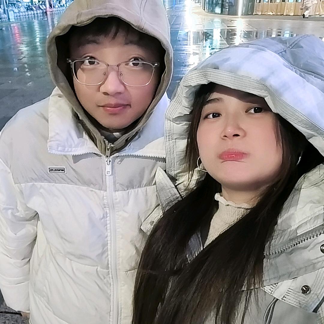 岁岁知，年年叙。