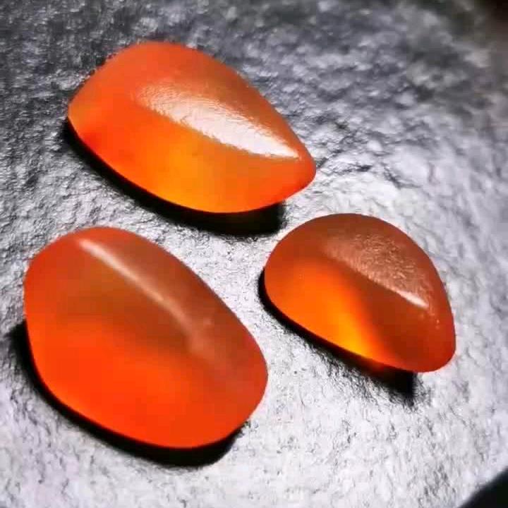 戈壁奇缘彩石